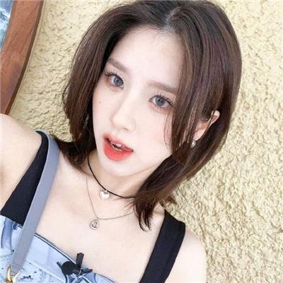 阳台上的坏女孩
